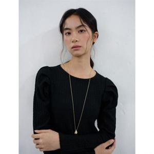 제너럴아이디어 링클 퍼프 티셔츠 [BLACK] WBE3L01509 383646