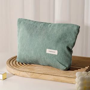 TEMU 1 봄/여름 그린 코듀로이 클러치 메이크업 가방, 스타일리시 캐주얼 대용량 휴대용 지퍼 화장품 가방, 필수 여행 및 휴가 메이크업 가방, 생리대, 팬티 라이너, 에어팟, 유선 헤드폰, 귀마개, 이어폰 보관에 적합