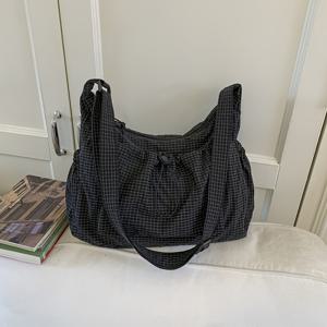 TEMU 여성을 위한 캐주얼 플래드의 러치 숄더가 있는 대용량 크로스바디 백, 데일리 사용에 적합