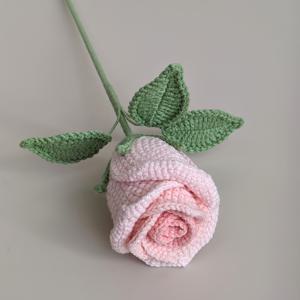 TEMU 1개 (약 40cm/15.75인치) 핸드메이드 크로셰 장미 부케, 9개의 꽃잎 + 3개의 녹색 잎, 어버이날, 발렌타인데이, 생일, 프로포즈, 웨딩 데코레이션을 위한 특별한 선물, 정교한 싱글 장미 꽃 장식, 합성 보석