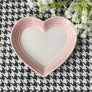 TEMU 하트 모양의 세라믹 스푼 받침 - 그라데이션 색상, 세척 용이, 주방 도구 정리용으로 완벽, 조리대에 튼튼하게 사용 가능, 책상 장식품으로도 활용 가능