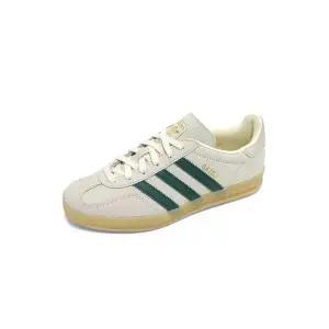 [하프클럽/아디다스]아디다스 오리지널 가젤 인도어 남성 여성 공용 스니커