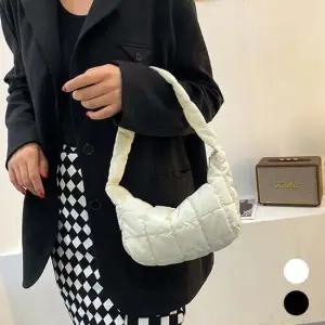 여성 겨울 누빔 스타일 퀄팅 미니 무지 숄더백 토트백