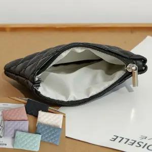 여성 퀄팅 지퍼 동전 지갑 1P 미니 카드 포켓 휴대용 동전반지갑 작은반지갑