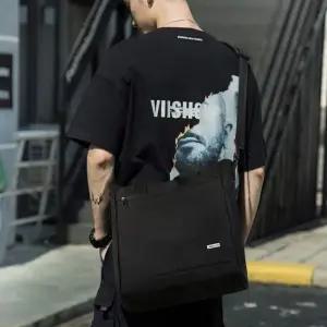 심플 패치 빅 스퀘어 남성 숄더백 캔버스백 크로스백