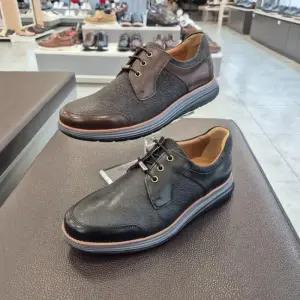 [엘칸토]엘칸토 HC11 소가죽 남성화 J1F8U61V3B1985 (47362282)