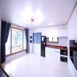 [충남 펜션] 태안 몽산포트로페아펜션 (태안,안면도)