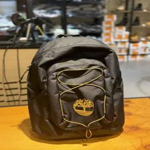 [팀버랜드][팀버랜드] 팀버랜드 A6G9T P56 아웃도어 28L 백팩 블랙 (P003674973)