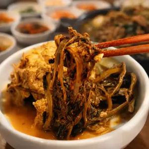 맛더 시래기 감자탕 3000g 4인분 국산 돼지 등뼈 국산 시래기 듬뿍