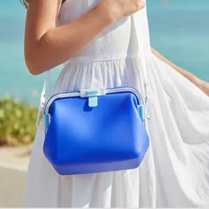 웰굿즈 수영장가방 방수실리콘백 3L수영복 수영가방 파우치 피치백 다용도파우치