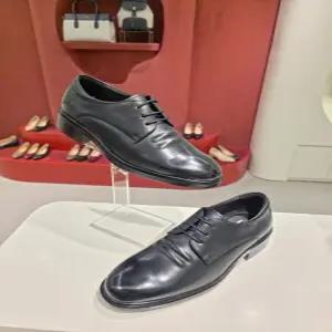 [에스콰이아] 발볼이 넓고 편안하면서 깔끔한 남성가죽정장구두 PFESHD307