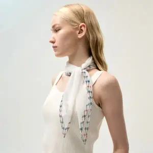 [롯데백화점]닥스 체크포인트 쁘띠 주름 스카프 SKN015