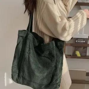 UN1113 소가 여성용 백팩 여행용 bag 패션잡화 패딩 캐주얼 구름백 보조 지갑 덤블 직장인