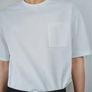 남성) 쿨텐션 스트라이프 반팔티_PHF2TS1070