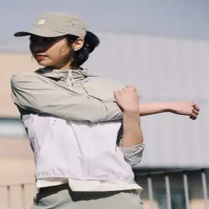 여성) 경량 후드 바람막이_PHF2JJ2750