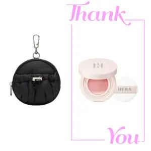 헤라 블랙 라운드 키링 파우치+헤라 리플렉션 스킨 글로우 쿠션 블러쉬 란제리 5g 세트