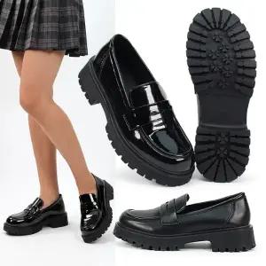 젠틀러슈 여성 통굽 페니 로퍼 구두 PU 에나멜 선택 플랫폼 4cm 통굽 키높이 데일리 출근 세미정장 캐주얼