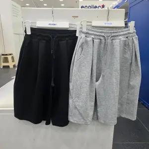 [에꼴리에] 원턱사이드폴딩버뮤다바지 26B0283