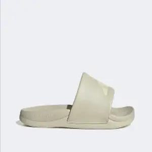 [스타필드 안성 ABC마트] 아디다스 아딜렛 컴포트 2 (KK2521)