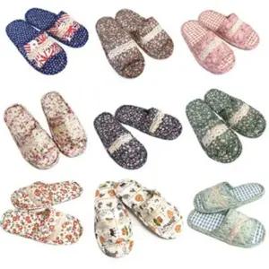 층간소음 방지 거실화 아파트 생활 필수품 퀼트 자수 홈슬리퍼 패브릭 손님용 천 실내화 세탁 가능 [P6327H