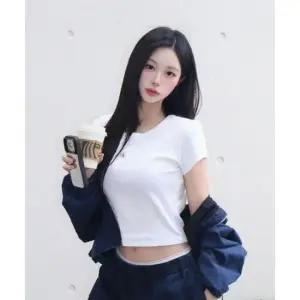 캘빈클라인진 여성 우븐라벨 립 베이비 티 47C200G YAA 384371