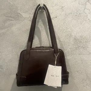 [마뗑킴] 국내 정품 출고 바이커 쉐입 볼링백 데일리 숄더백 2COR