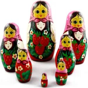 딸기가 들어간 나무 둥지 인형 세트 7개 바부슈카 마트료쉬카