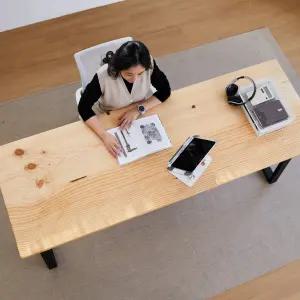해찬솔 소나무 통원목 책상테이블 2000_w700 UV코팅_베이지/우드슬랩테이블/국