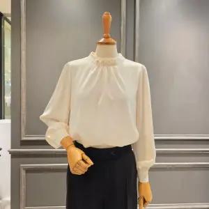 [대구백화점] [아니베에프]플라워 비즈장식 블라우스(A63WTB400)