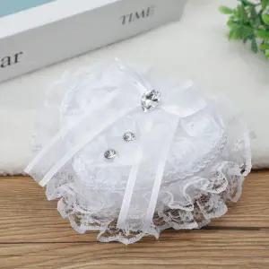 결혼 반지 베개 하트 상자 흰색 로맨틱 레이스 진주 홀더 결혼식 전달자를 위한 리본이 달려 있습니다