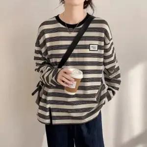 여사친 맨투맨 티셔츠 셔츠 순면 스트라이프 긴팔 티 봄가을 상의 admr3