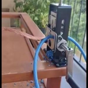 1PC 휴대용 와이어 스트리퍼 수동 도구 1-25mm 케이블 전기 필링 기계(핸드 크랭크 포함)