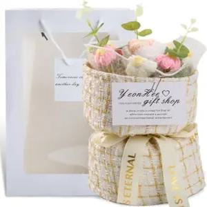 크로셰 꽃다발 완제품 - 수제 니트 플라워 핑크 장미 선물 가방에 담긴 영원한 실 어머니의 날 생일을 위한