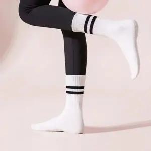 필라테스 양말 요가 홈트 운동양말 논슬립 롱 삭스