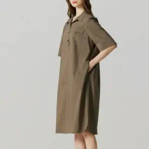 요하넥스 반 오픈카라 원피스 GZ5B5D105 국내매장판 1720606