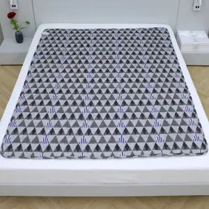 한일의료기 국산 탄소열선 온열 전기요 곰돌이/삼각 패턴