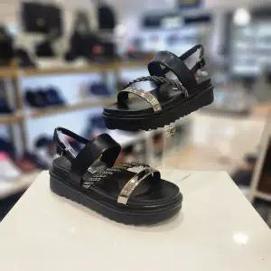 [미소페]by미소페 112324001 BLACK 여성 웨지 스트랩 캐주얼 샌들 JW HHDY_BP