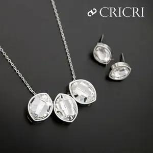 에버그린 스와로브스키 크리스탈 제작 귀걸이 기념일선물 주얼리 연인선물