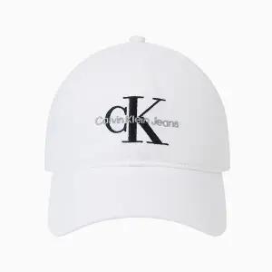 [롯데백화점]캘빈클라인 공용 CK 모노그램 볼캡 야구모자 화이트 4G5004G (4G5004G-YAF)