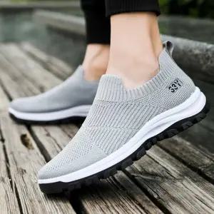 메쉬 남자 슬립온 스니커즈 런닝 워킹화 발등밴딩 매쉬 여름 스니커즈운동화 단화 슬립온 니트 남성