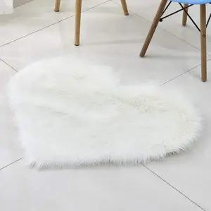 하트 귀여운 러그 거실 양털 러그매트 인테리어카페트 소형러그