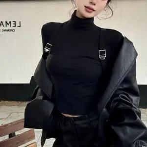 배낭 스트랩 오버핸드 반폴라 기모 티셔츠 TDN-0127