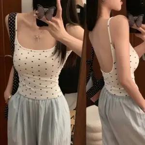 오픈 3컬러 백 여성 U라인 도트 나시탑 DHH-E98