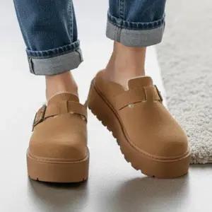 여성 버클 디테일 러그솔 플랫폼 슬리퍼 LK-BLT13