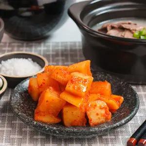 100% 국내산 재료 전라도 전통 설렁탕 깍두기