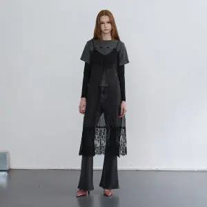 [에고이스트](센텀시티점)[BLUE LABEL] 뷔스티에 레이스패치 원피스 (ER3OOP01)