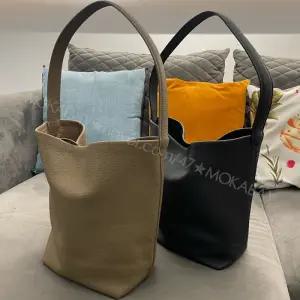 토고 소가죽 마스백 M 미디움 버킷백 호보백 파크 에토프 그레이 파우치 포함 숄더백 452a