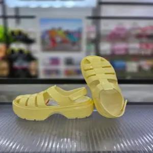 [크록스] 스톰프 피셔맨 하이샤인 샌들 210057-76O/애플아울렛