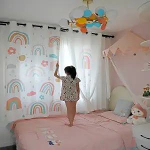 커튼 커튼방 핑크색 무지개 꽃무늬 만화 캐릭터가 그려진방 커튼입니다 여자아이 방이나 남자아이 거실에