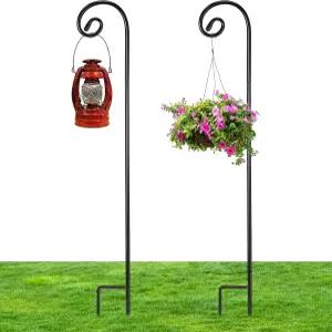 히카러 2개 48인치 야외용 양치기 후크 1/3인치 두꺼운 금속 컬링 가든 조절 가능한 새 모이통 걸이 랜턴